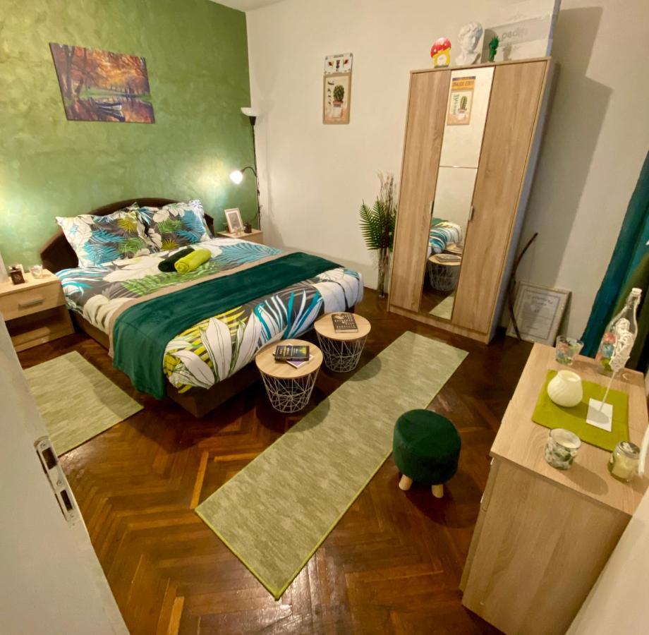Apartmani Maxim โกตอร์ ภายนอก รูปภาพ